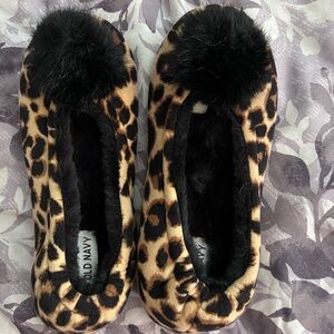 Old navy leopard slippers